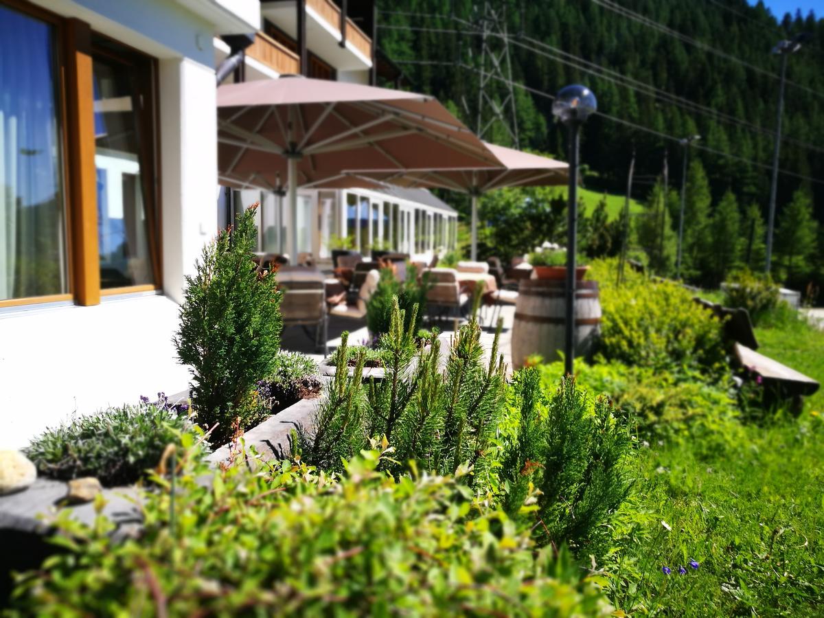 Hotel Hubertus Obergesteln Ngoại thất bức ảnh