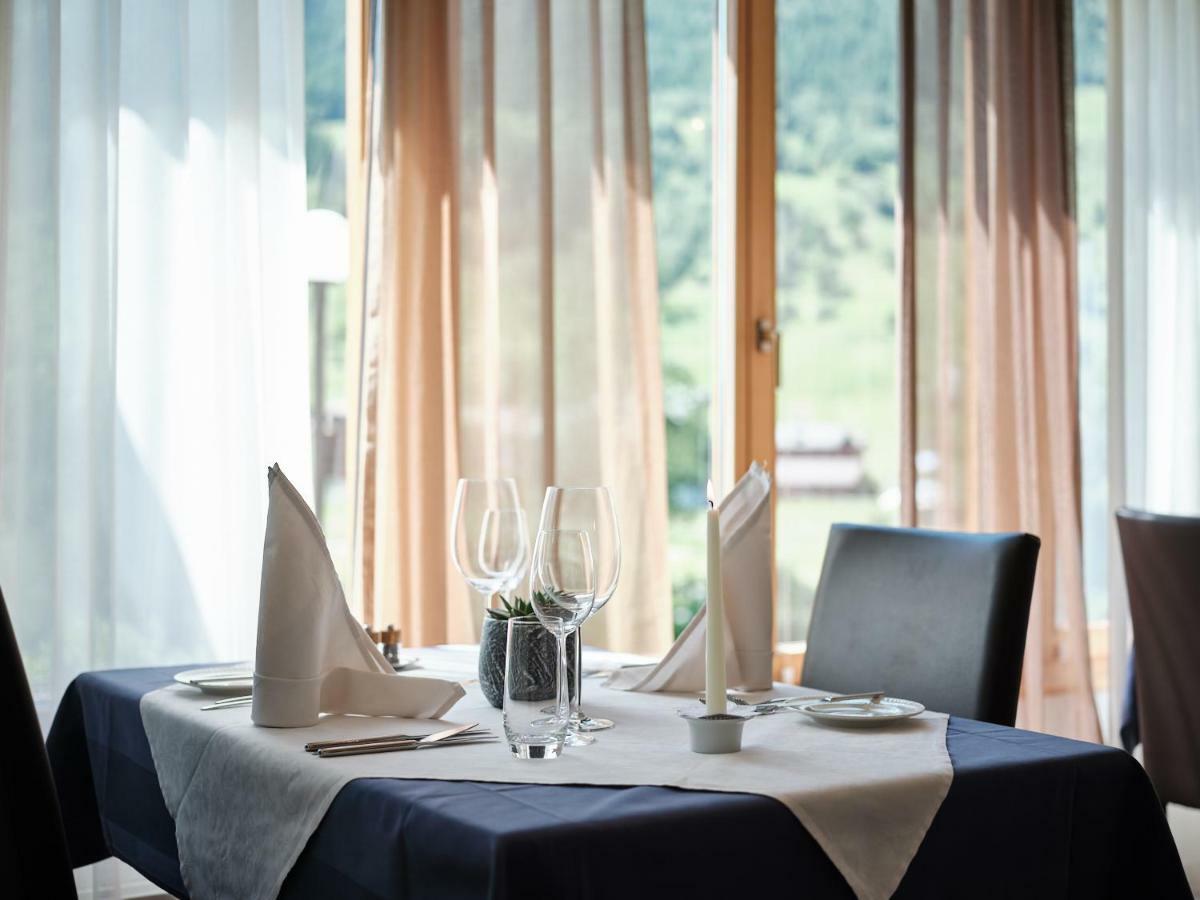 Hotel Hubertus Obergesteln Ngoại thất bức ảnh